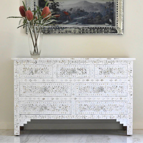 Margot Dresser with 7 drawers