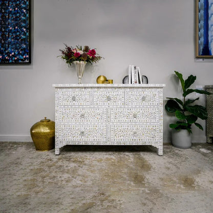 Margot Dresser with 7 drawers